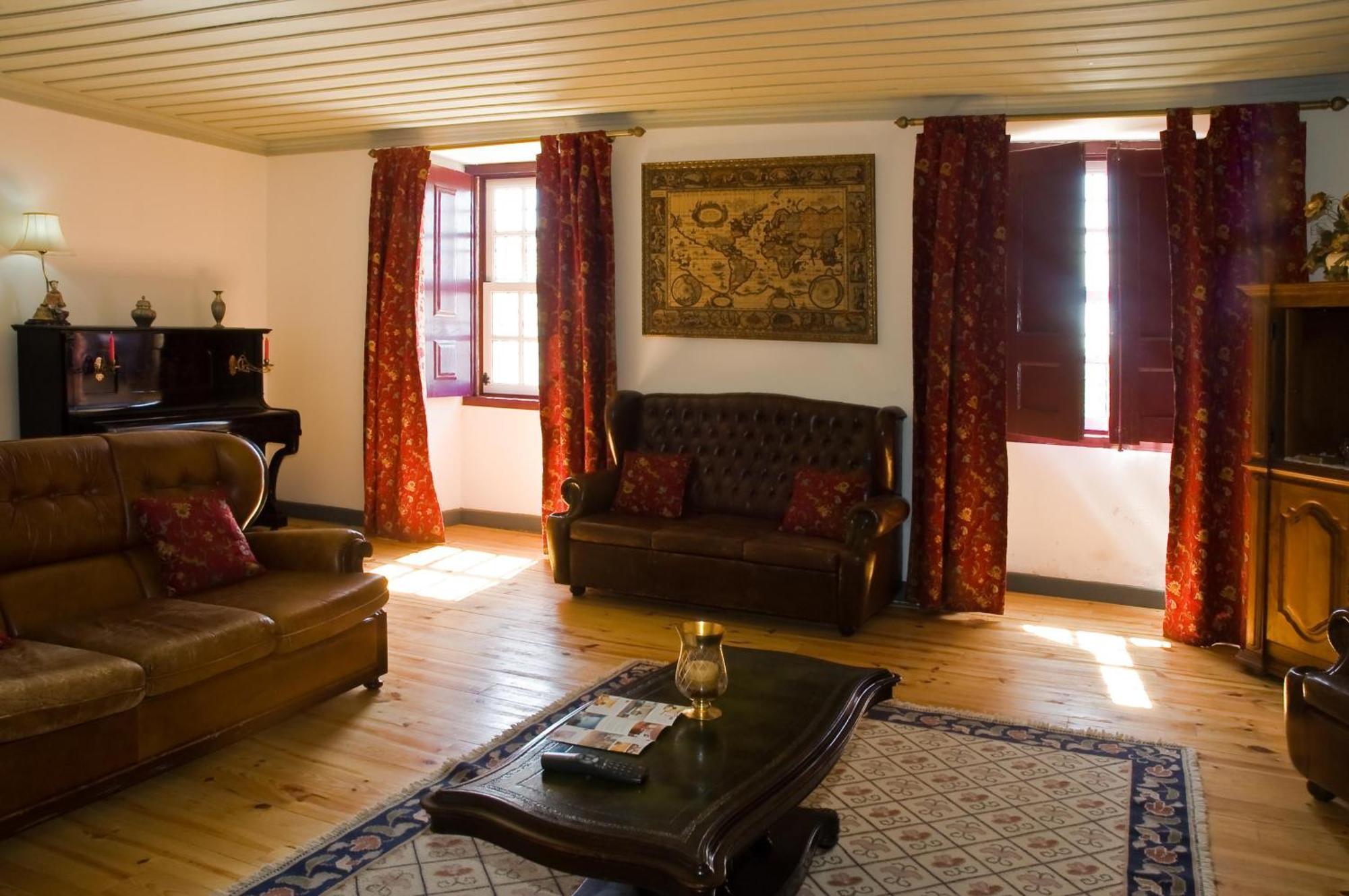 Solar Dos Caldeira E Bourbon Guest House Zebras Eksteriør bilde